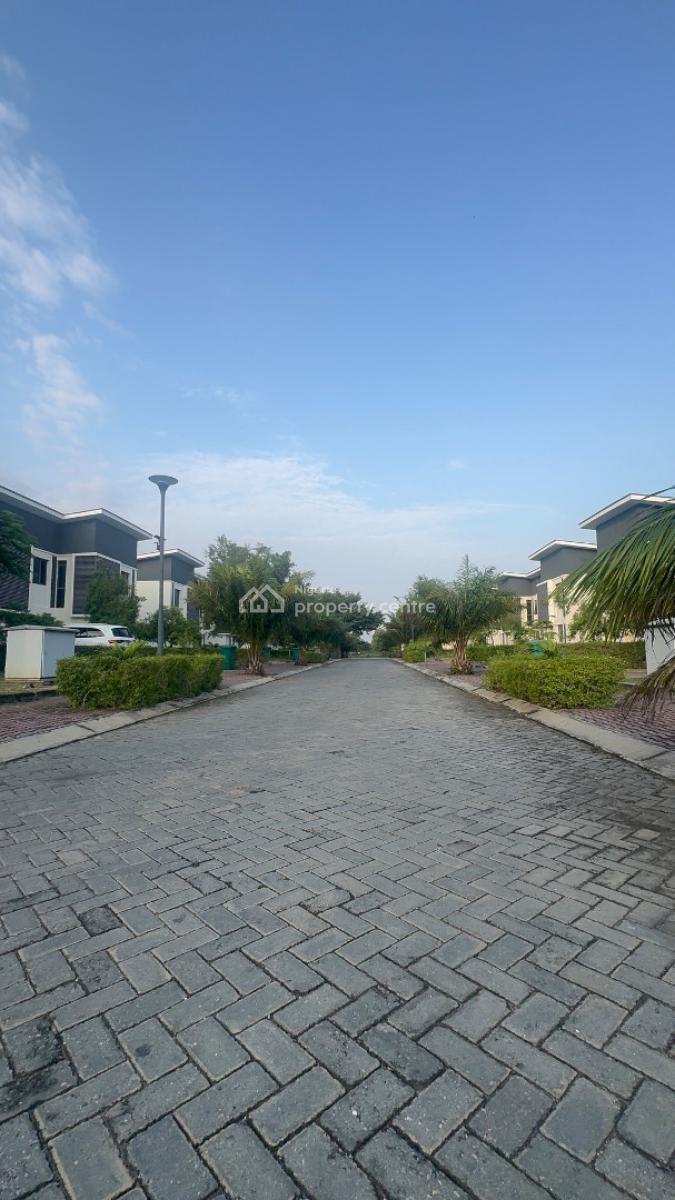 1 Bedroom Loft Apartment, Lakes Golf Resort, Lakowe, Ibeju Lekki, Lagos, Flat / Apartment Short Let