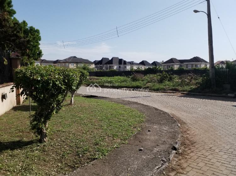 For Sale Estate Corner Piece Plots, Crown Estate, Lekki Express Road