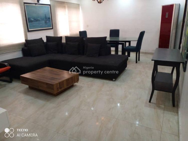 Spacious 3 Bedroom, Osapa, Lekki, Lagos, Flat / Apartment Short Let