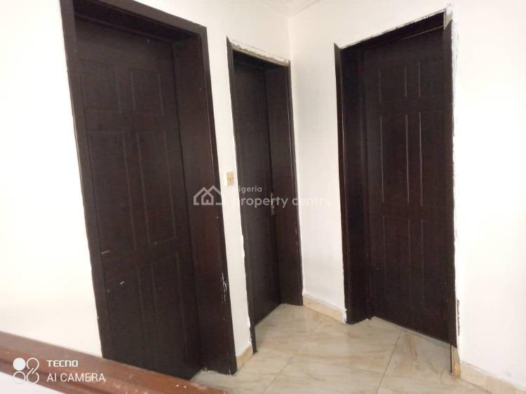 Spacious 3 Bedroom, Osapa, Lekki, Lagos, Flat / Apartment Short Let