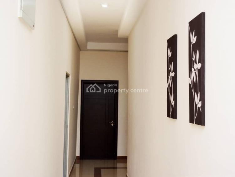 Spacious 3 Bedroom with Quality Interior, Lekki, Lagos, Flat / Apartment Short Let