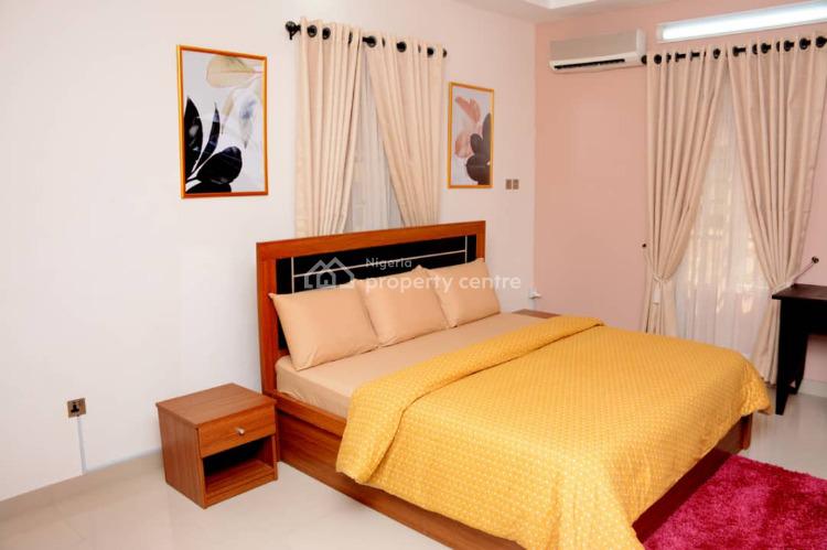 Spacious 3 Bedroom with Quality Interior, Lekki, Lagos, Flat / Apartment Short Let