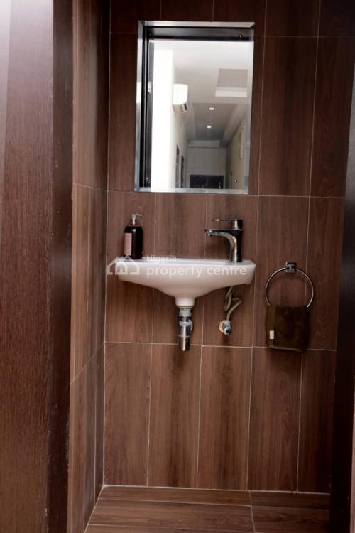 Spacious 3 Bedroom with Quality Interior, Lekki, Lagos, Flat / Apartment Short Let