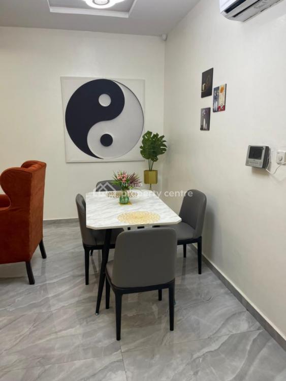 Luxurious 2 Bedroom Flat, Lekki Phase 1, Lekki, Lagos, Flat / Apartment Short Let