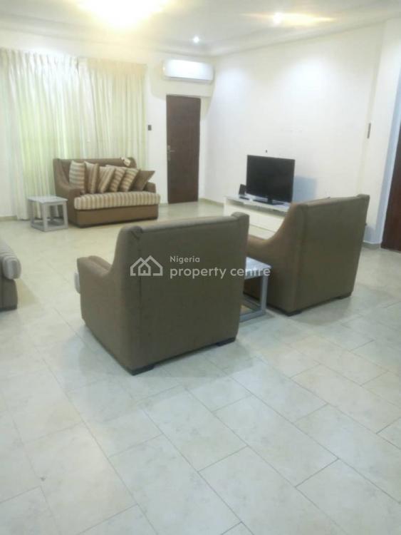 For Rent: Furnished 3 Bedrooms Apartment + Bq, Oniru, Victoria 