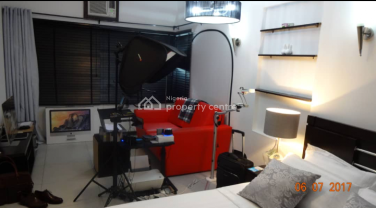 Self Contained, Shoprite Road, Jakande, Lekki, Lagos, Flat / Apartment Short Let