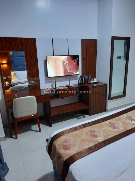 Luxury Single Room with Excellent Facilities, Ikota, Lekki, Lagos, Self Contain (single Rooms) Short Let