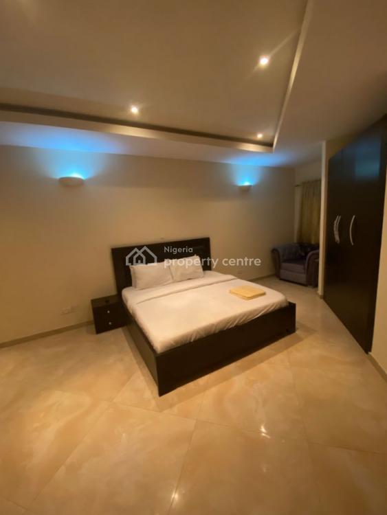 Furnished 2 Bedrooms Apartment with Quality Interior, Lekki, Lagos, Flat / Apartment Short Let