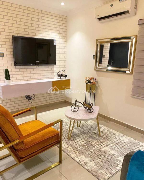 1 Bedroom Flat, Lekki Phase 1, Lekki, Lagos, Flat / Apartment Short Let