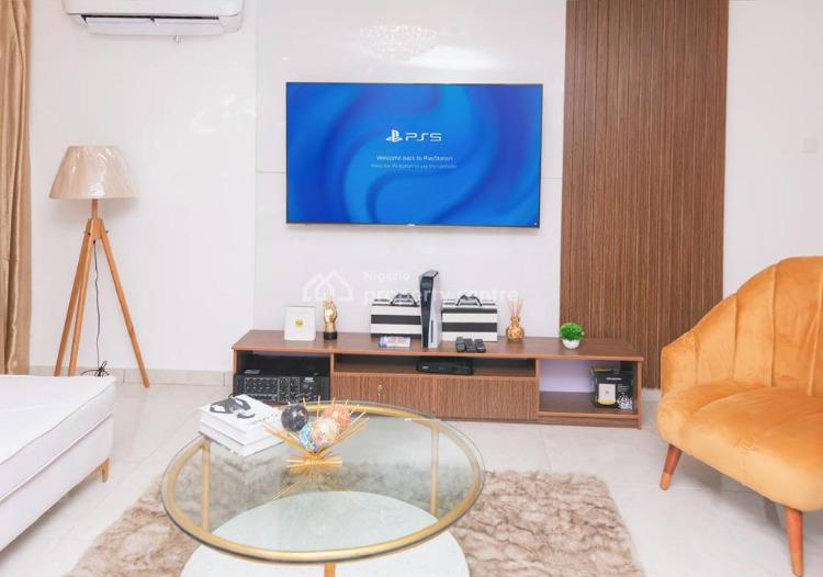3 Bedrooms Flat, Ikate, Lekki Phase 1, Lekki, Lagos, Flat / Apartment Short Let