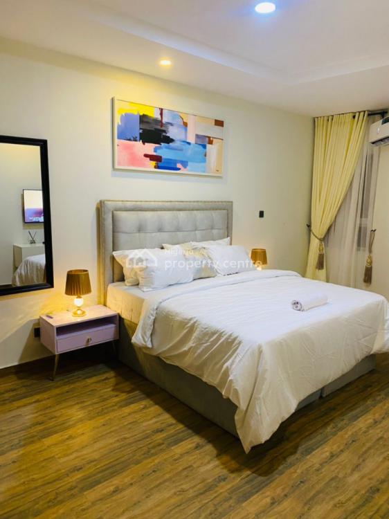 2 Bedroom Apartment, Lekki Phase 1, Lekki, Lagos, Flat / Apartment Short Let