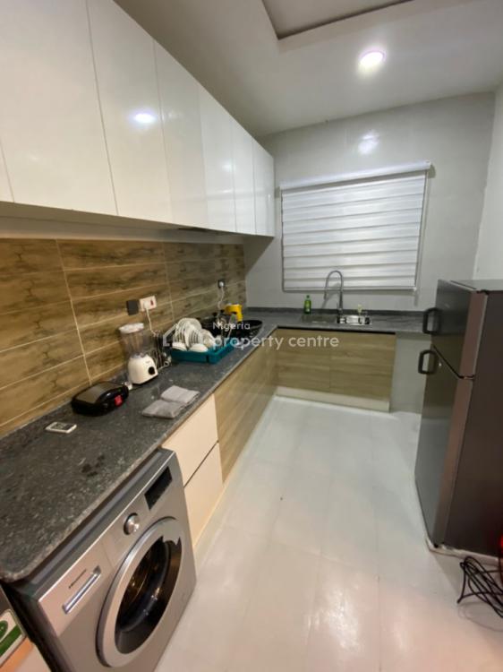 2 Bedroom Apartment, Lekki Phase 1, Lekki, Lagos, Flat / Apartment Short Let