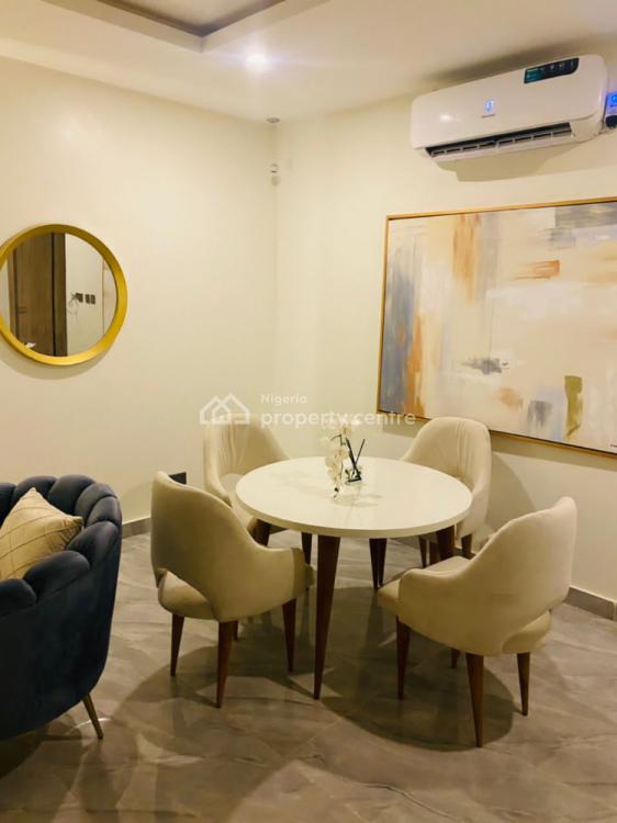 2 Bedroom Apartment, Lekki Phase 1, Lekki, Lagos, Flat / Apartment Short Let