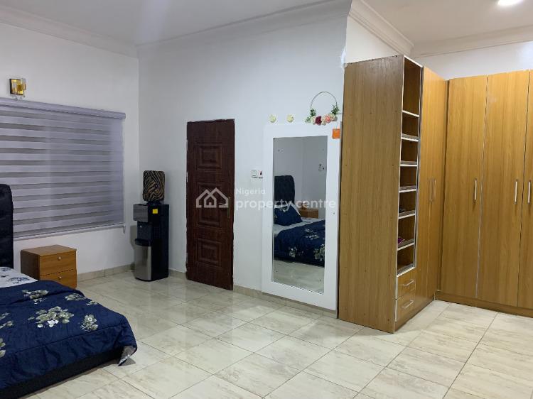 Lovely and Spacious 1 Bedroom Serviced Apartment, Chevron Drive, Lekki, Lagos, Self Contain (single Rooms) Short Let