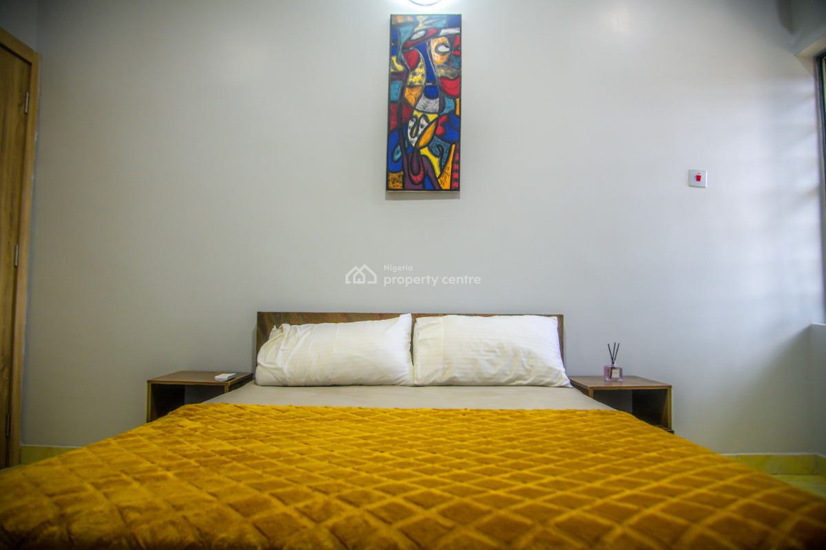 Entire Minimaslist 2 Bedroom Flat with Comfort Amenities, Ikota Villa, Ikota, Lekki, Lagos, Flat / Apartment Short Let