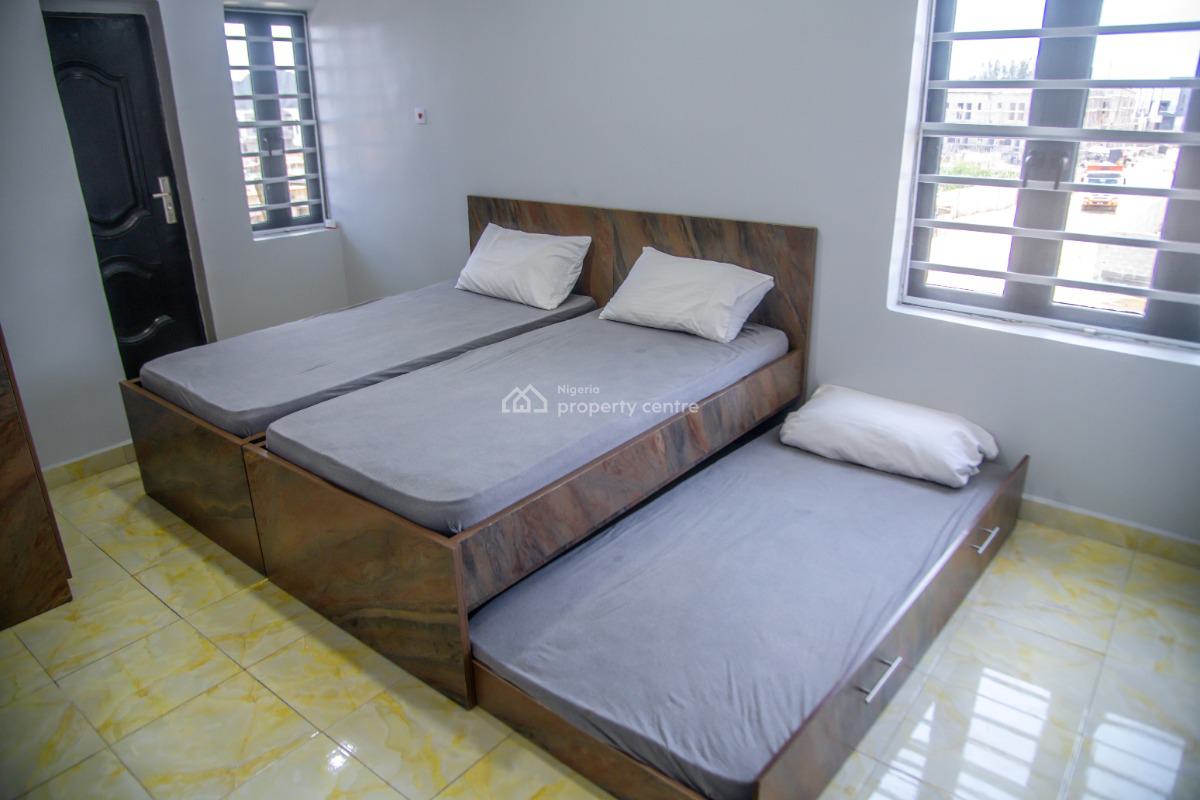 Entire Minimaslist 2 Bedroom Flat with Comfort Amenities, Ikota Villa, Ikota, Lekki, Lagos, Flat / Apartment Short Let