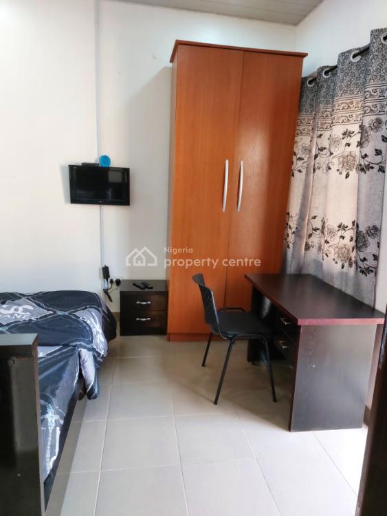 Luxury Rooms for Short Stay, 92, Romford Street, Suncity Estate, Galadimawa, Abuja, House Short Let