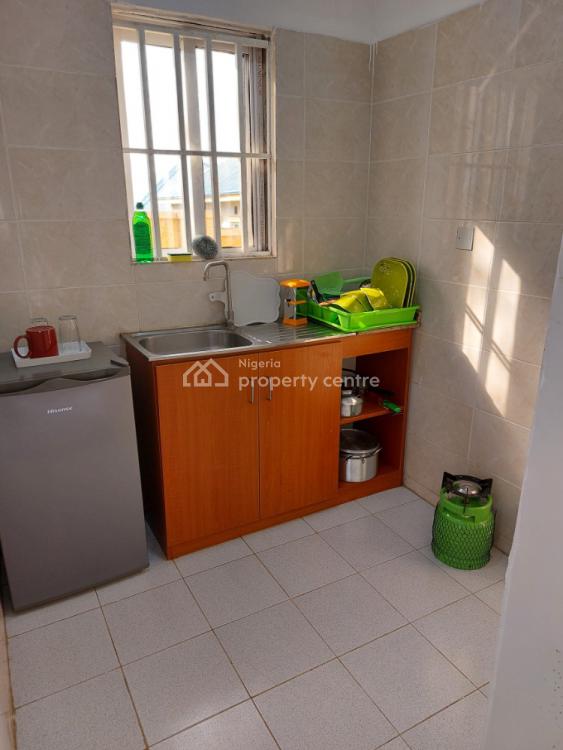 Luxury Rooms for Short Stay, 92, Romford Street, Suncity Estate, Galadimawa, Abuja, House Short Let