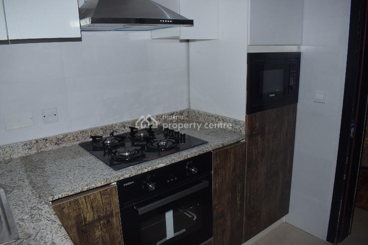 Fully Furnished Mini Flat, Bourdilon, Ikoyi, Lagos, Mini Flat (room and Parlour) Short Let