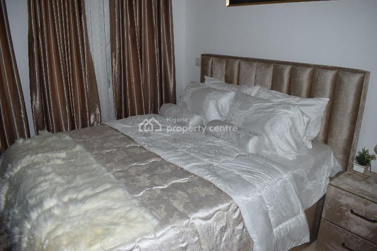 Fully Furnished Mini Flat, Bourdilon, Ikoyi, Lagos, Mini Flat (room and Parlour) Short Let