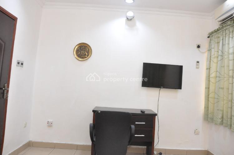 3 Bedroom Flat, Ikeja, Lagos, Flat / Apartment Short Let