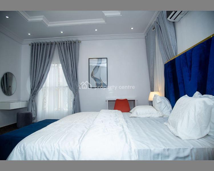 Luxury  Bedroom with Bathtub, Off Freedom Way, Lekki Phase 1, Lekki, Lagos, Flat / Apartment Short Let
