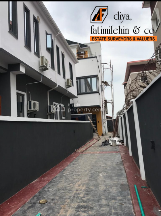 For Rent 4 Bedroom Duplex Available, Unilag Estate, GRA Phase 1