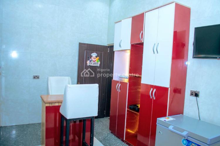 4 Bedroom Luxury Birthday Party Apartment, Chevron Drive Alternative Route Road 1, Lekki, Lagos, Flat / Apartment Short Let
