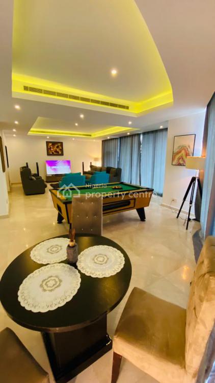 A closer look at Penthouse Apartment With Exotic Decor