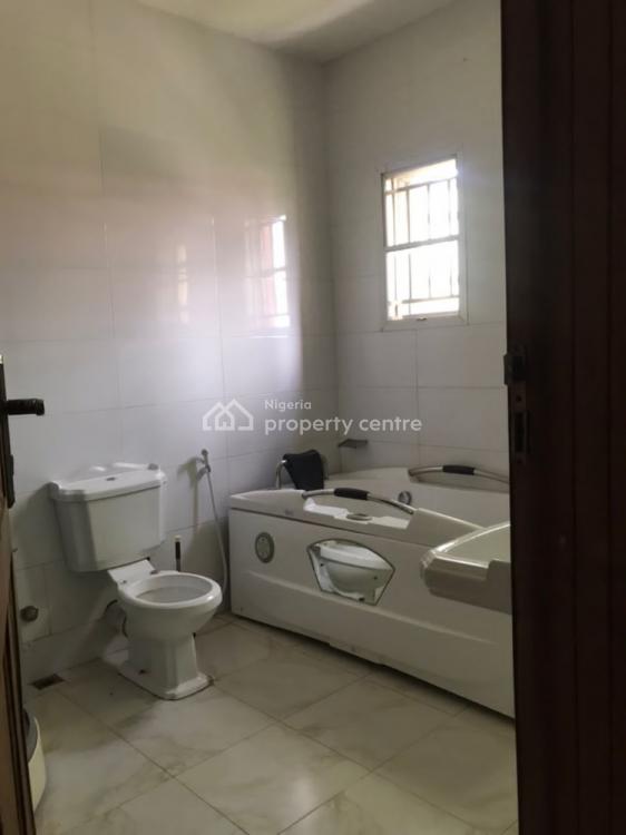 For Sale Luxury 5 Bedroom Duplex, Crown Estate, Lekki, Lagos 5 Beds