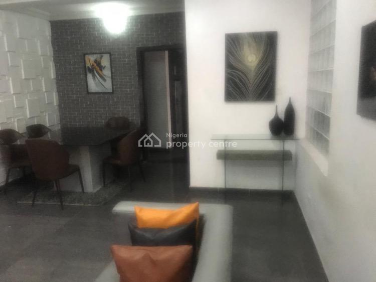 Unfurnished 3 Bedrooms Apartment, Freedom Way, Lekki Phase 1, Lekki, Lagos, Flat / Apartment Short Let