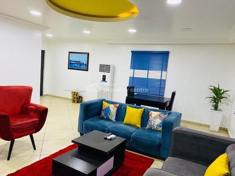 3 Bedroom Apartment, Lekki Phase 1, Lekki, Lagos, Flat / Apartment Short Let
