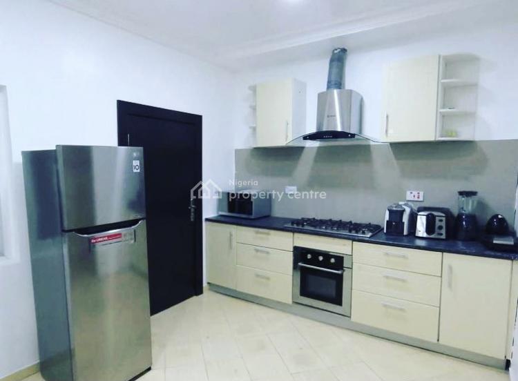 3 Bedroom Apartment, Lekki Phase 1, Lekki, Lagos, Flat / Apartment Short Let