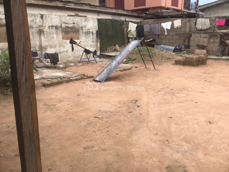 For Sale 6class Rooms On A Gated Plot Of Land, 23 Adewumi Street
