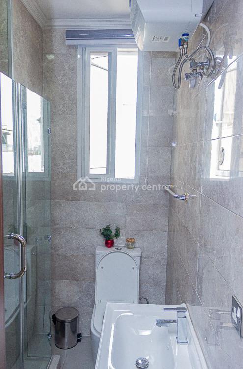 Luxury 2 Bedrooms Waterfront Apartment with Pool, Banana Island, Ikoyi, Lagos, Flat / Apartment Short Let
