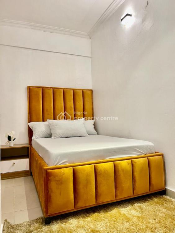 Luxury 1 Bedroom ,wifi , Netflix, Fountain Height Estate , Off Isaac John., Ikeja Gra, Ikeja, Lagos, Flat / Apartment Short Let