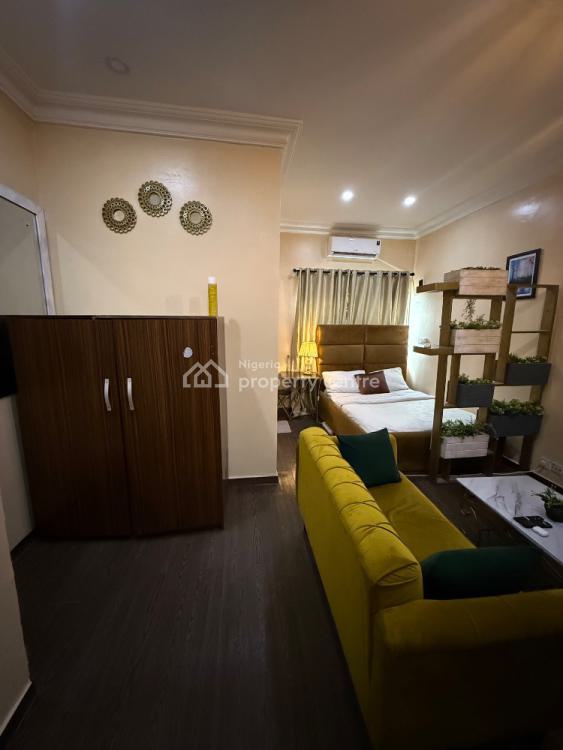 Lovely Cosy Studio Apartment with 24 Hours Light, Smart Tv and Wi-fi I, Awkuzu Street, Lekki Phase 1, Lekki, Lagos, Self Contain (single Rooms) Short Let