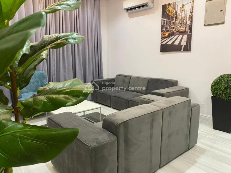 Cozy  2 Bedroom Apartment, Beside Richmond Estate Gate 2, Lekki, Lagos, Flat / Apartment Short Let