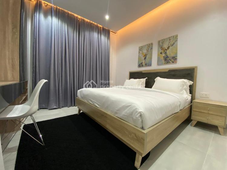Cozy  2 Bedroom Apartment, Beside Richmond Estate Gate 2, Lekki, Lagos, Flat / Apartment Short Let