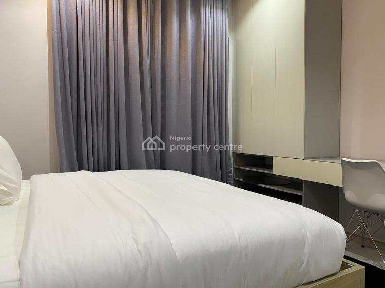 Cozy  2 Bedroom Apartment, Beside Richmond Estate Gate 2, Lekki, Lagos, Flat / Apartment Short Let