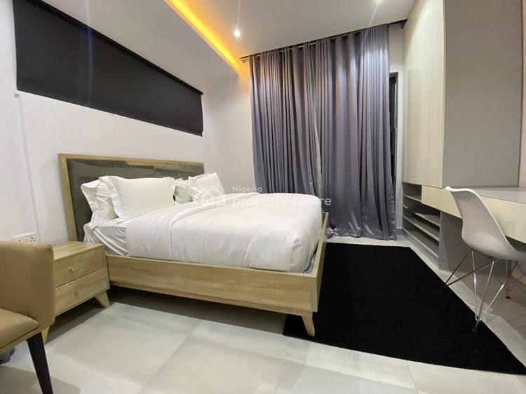 Cozy  2 Bedroom Apartment, Beside Richmond Estate Gate 2, Lekki, Lagos, Flat / Apartment Short Let