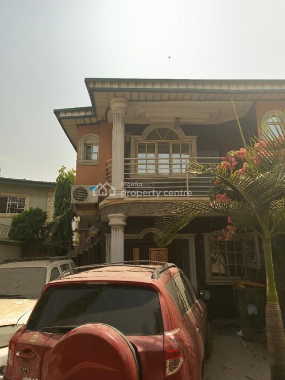 For Rent Luxury 2 Bedroom Apartment In An Estate, Cmd Road Gra 2 Shangisha, Ikosi, Ketu, Lagos