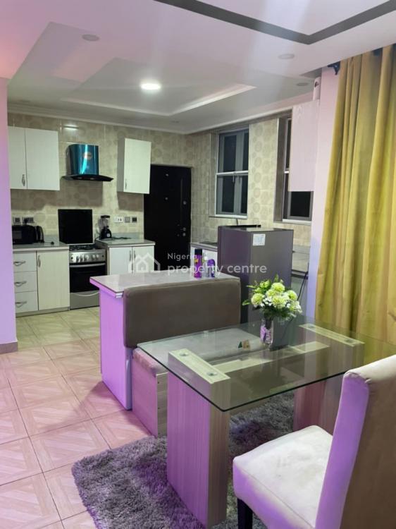 Luxury 2 Bedroom Flat, Chevron Drive, Lekki, Lagos, Flat / Apartment Short Let