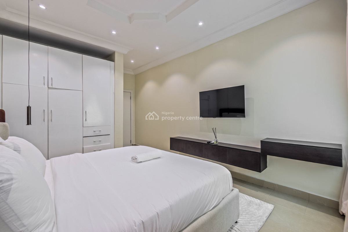 Luxury 3 Bedroom Apartment with Great Facilities, 9b Gbenga Ashafa, Parkview Estate, Ikoyi, Lagos, Flat / Apartment Short Let