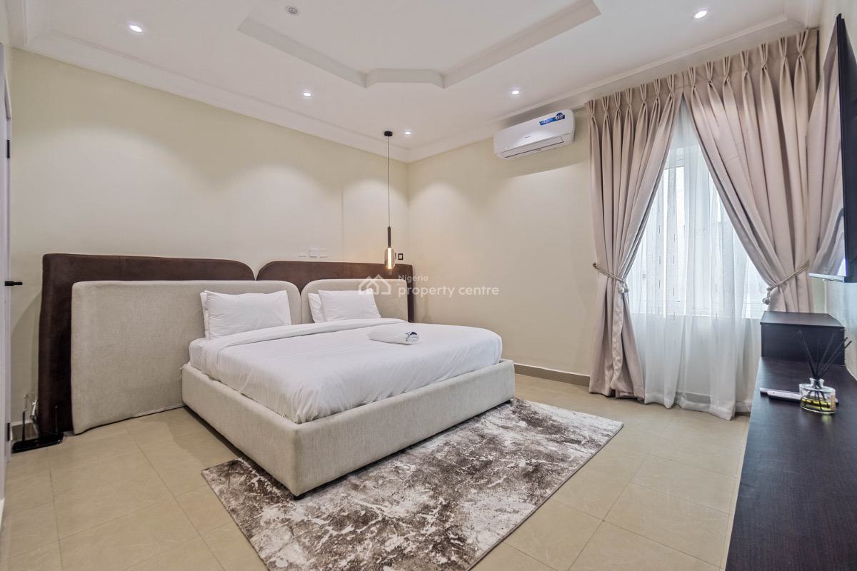 Luxury 3 Bedroom Apartment with Great Facilities, 9b Gbenga Ashafa, Parkview Estate, Ikoyi, Lagos, Flat / Apartment Short Let