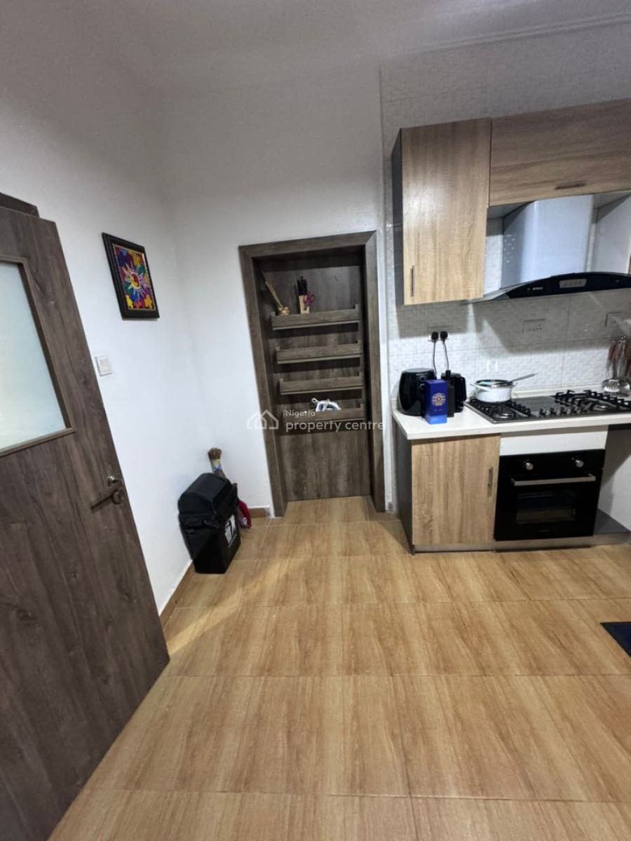 Exquisite Three/two Bedrooms Apartment, All Ensuite, Ismail Estate, Idiroko, Maryland, Lagos, Flat / Apartment Short Let