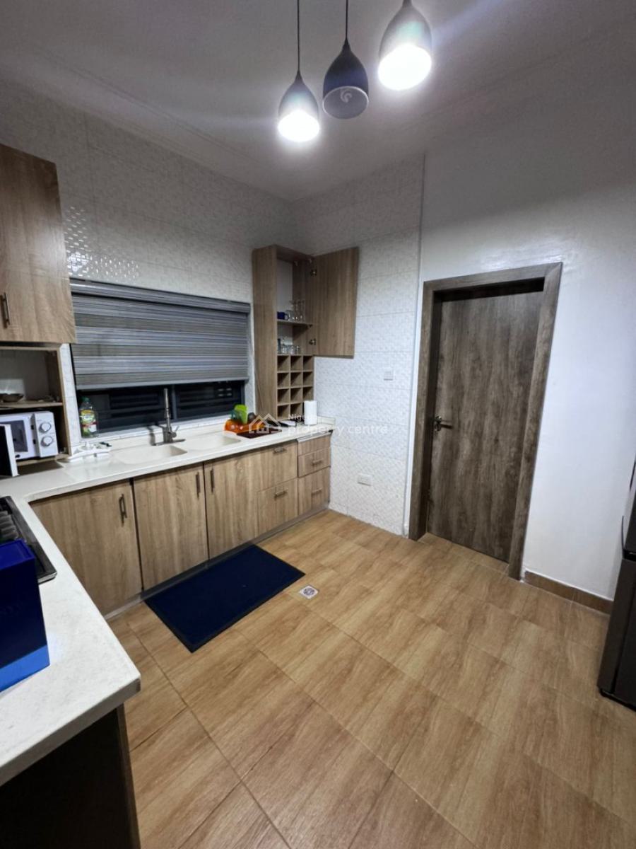 Exquisite Three/two Bedrooms Apartment, All Ensuite, Ismail Estate, Idiroko, Maryland, Lagos, Flat / Apartment Short Let