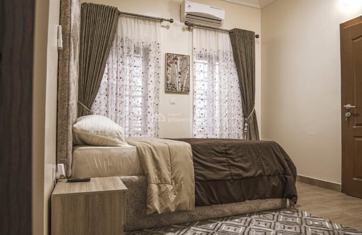 Exquisite Three/two Bedrooms Apartment, All Ensuite, Ismail Estate, Idiroko, Maryland, Lagos, Flat / Apartment Short Let