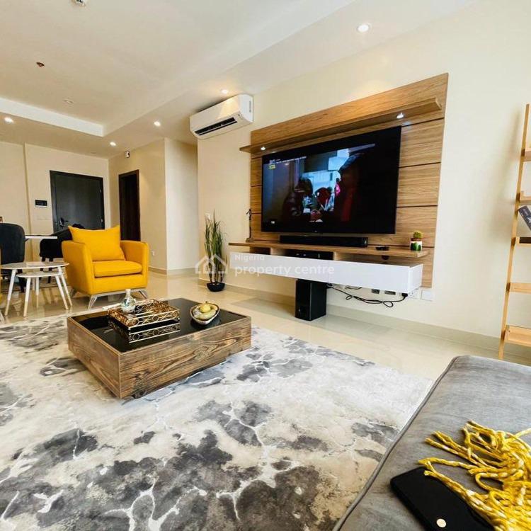 Short Let Luxury 3 Bedroom Water Front Apartment, Blue Waters