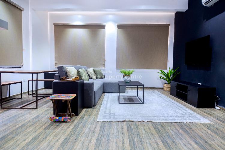 3 Bedrooms Apartment, No.1, Scandic Court Estate, Our Daily Manna Close, Chisco Bus Stop, Ik, Ikate Elegushi, Lekki, Lagos, Flat / Apartment Short Let